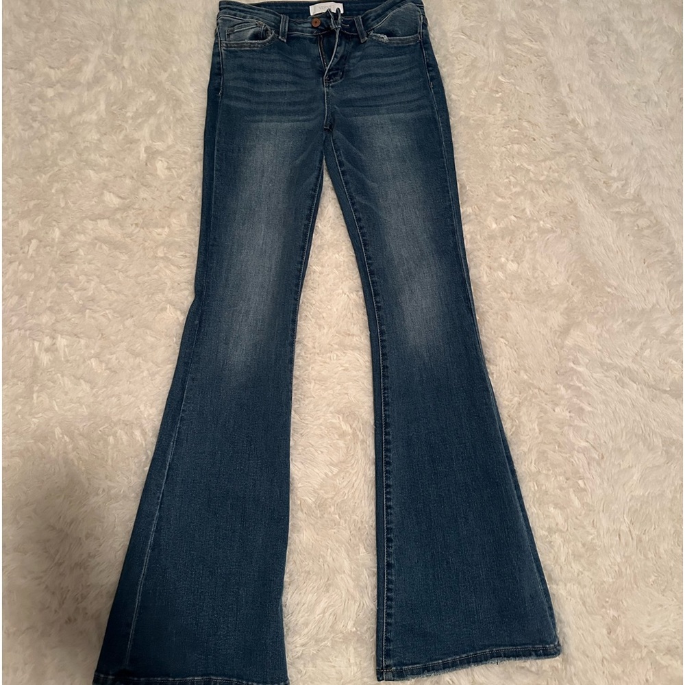 Low waist bell bottom jeans